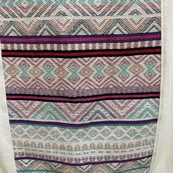 NEW WITHOUT TAGS AMERICAN EAGLE KNIT MINI SKIRT WITH AZTEC FRONT AND BACK - Picture 2 of 4